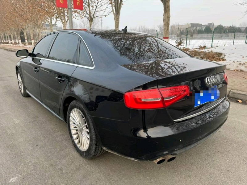 保定14年奥迪A4L7
