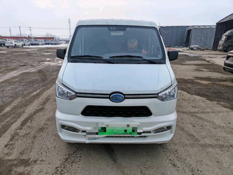 保定23年凱馬汽車銳捷EM261