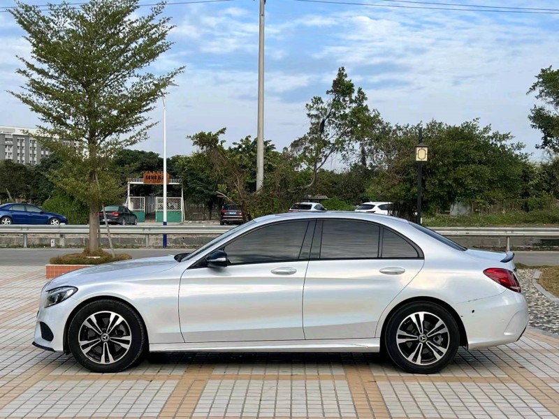 汕头18年奔驰C3