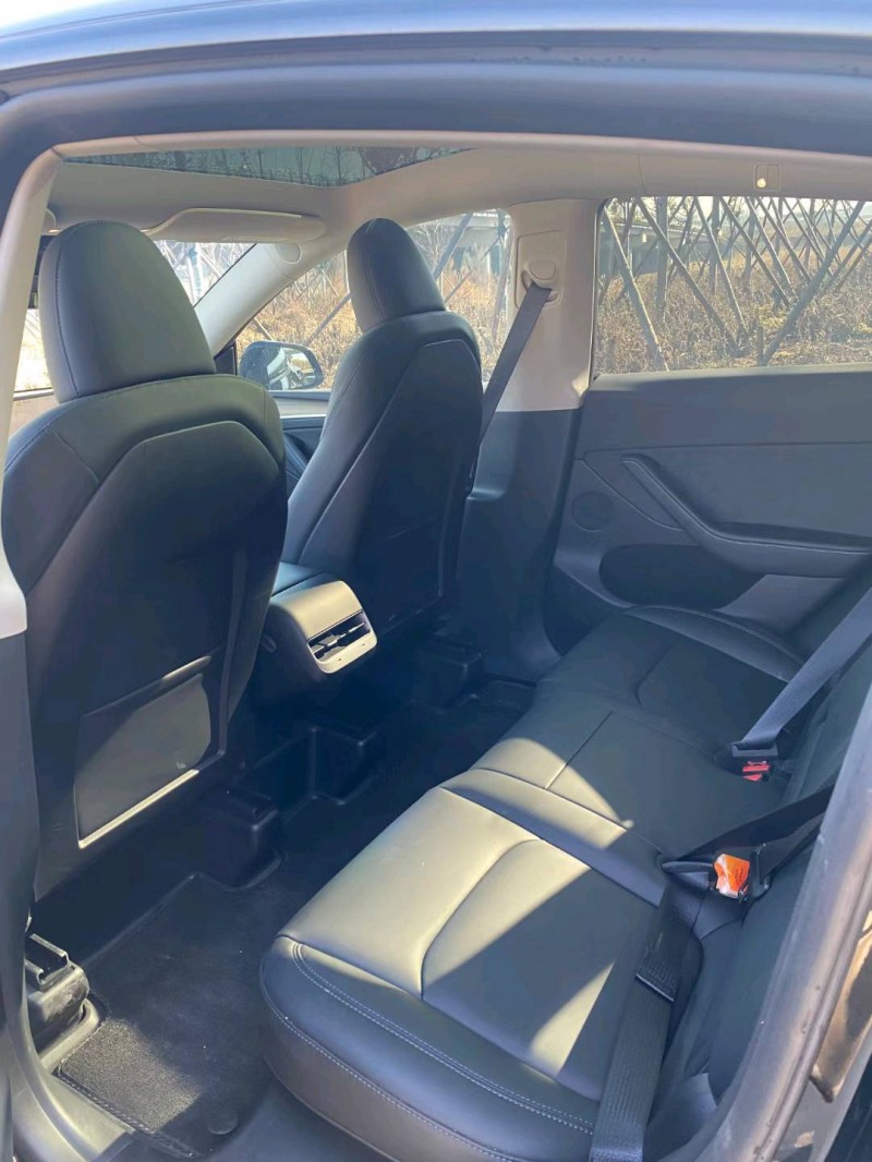 青島23年特斯拉MODEL Y5