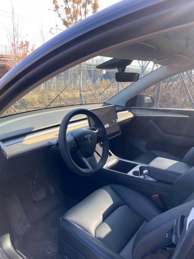 青島23年特斯拉MODEL Y6