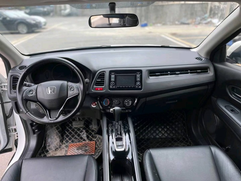 广州19年本田缤智5