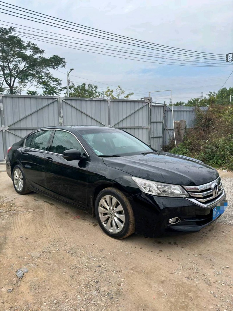 广州15年本田雅阁3