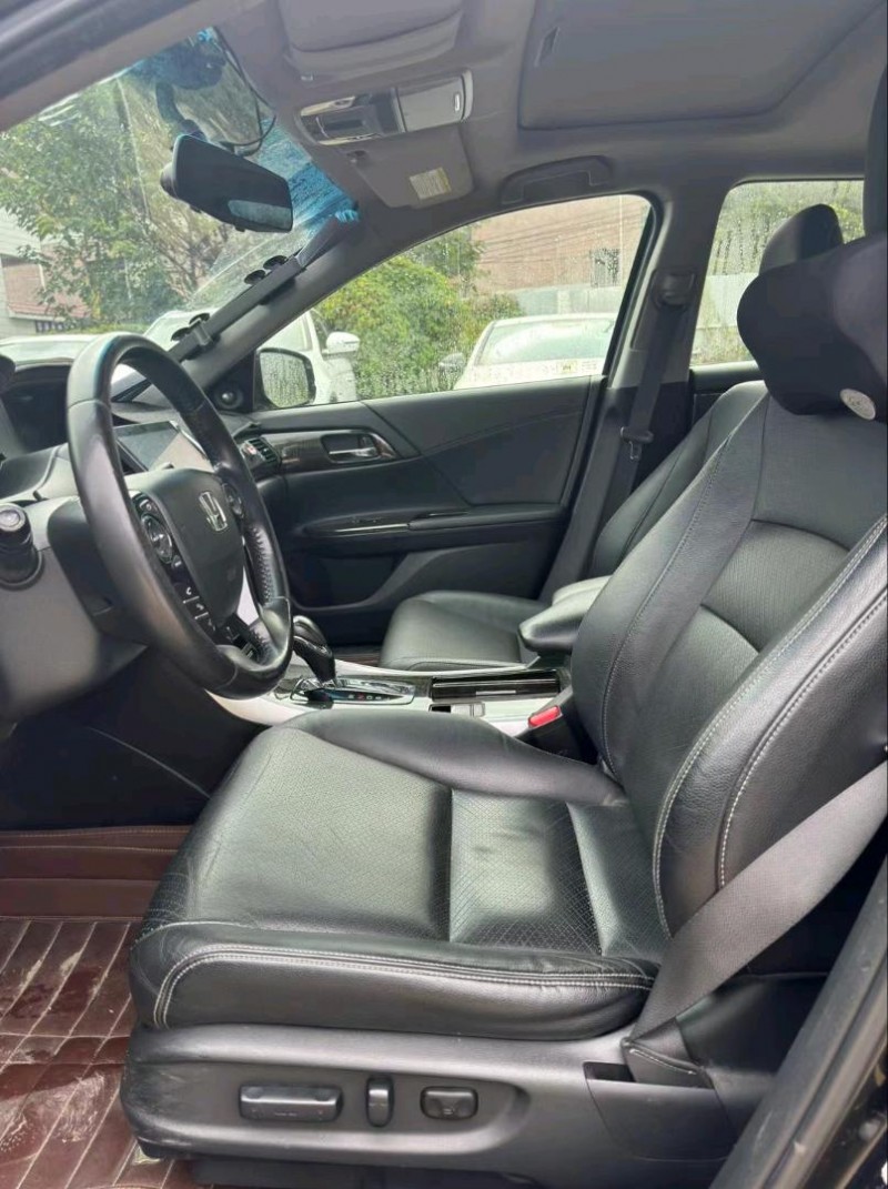 广州15年本田雅阁6