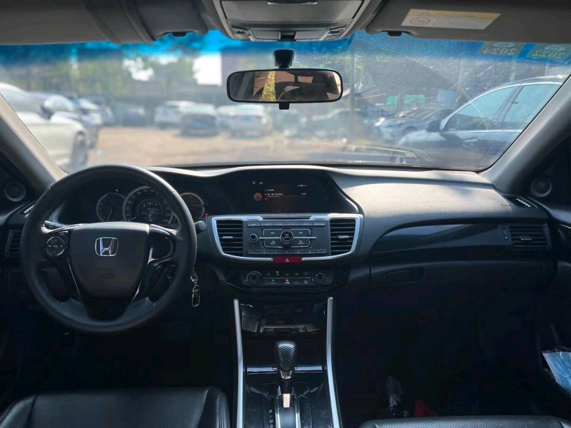 广州18年本田雅阁6