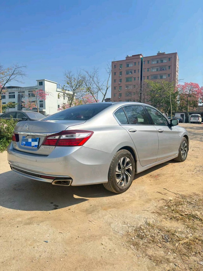 广州17年本田雅阁7