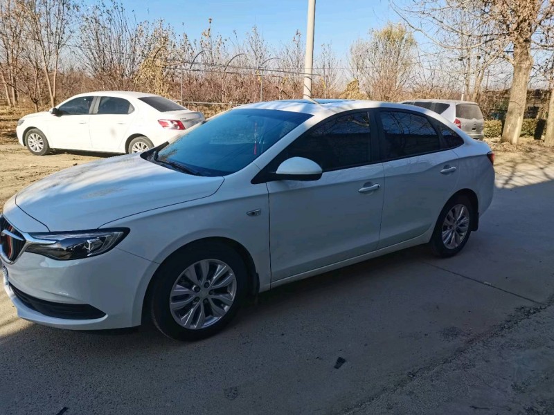 保定21年别克英朗2