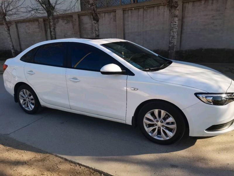 保定21年别克英朗3