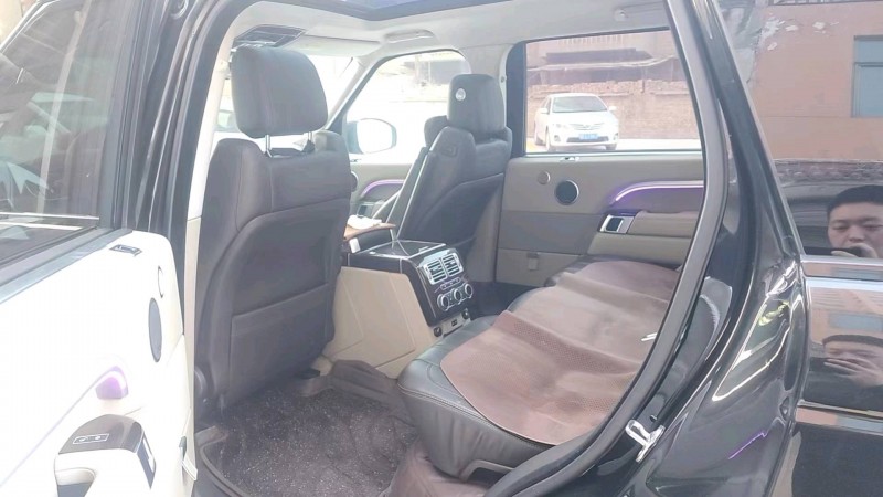 广州17年路虎揽胜行政5