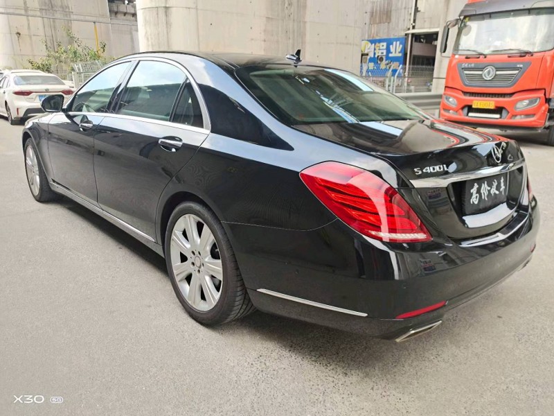 广州14年奔驰S7