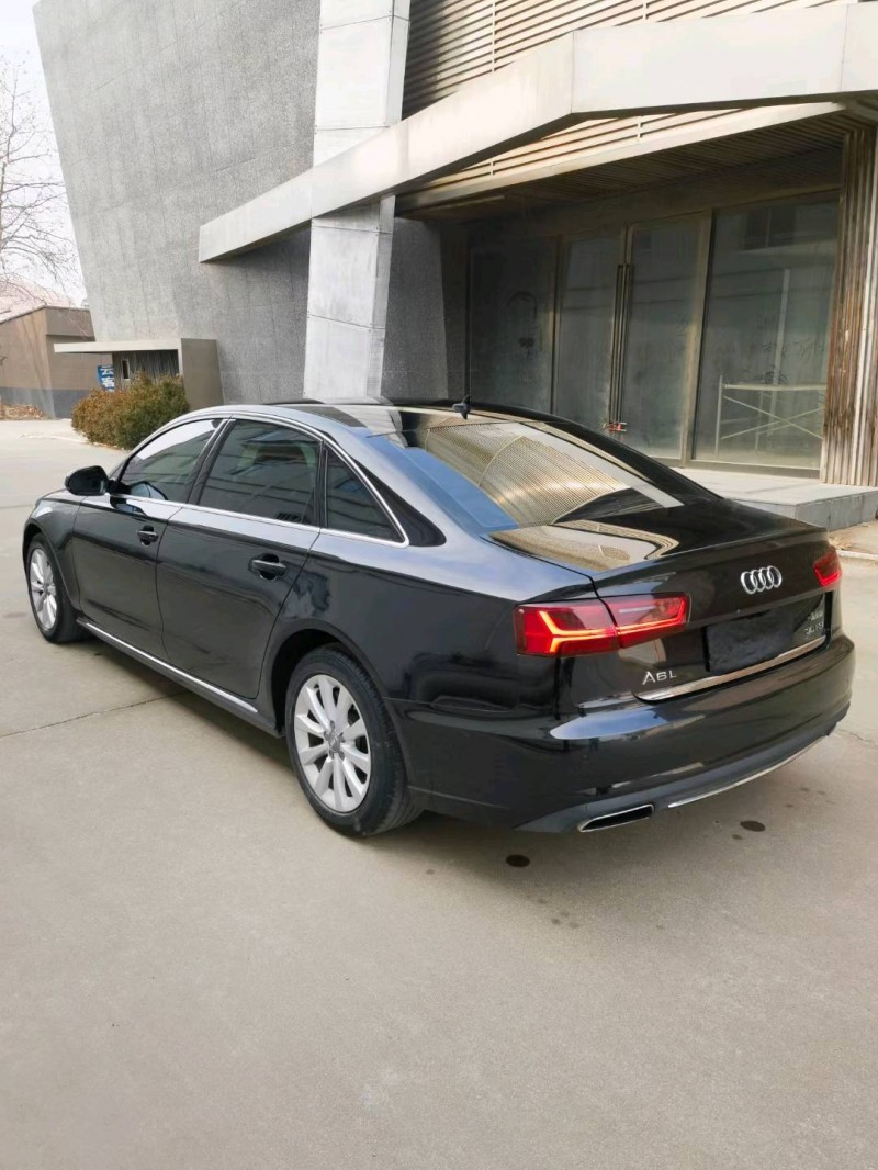 青岛16年奥迪A6L8