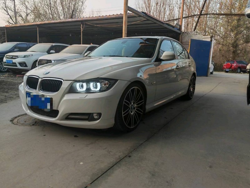 保定12年宝马3系3