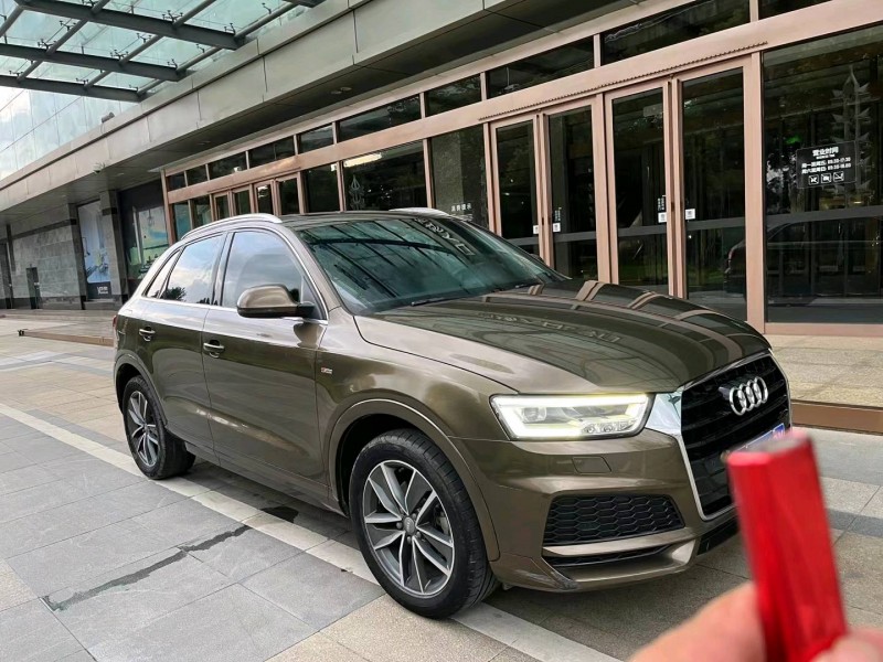 武汉19年奥迪Q33