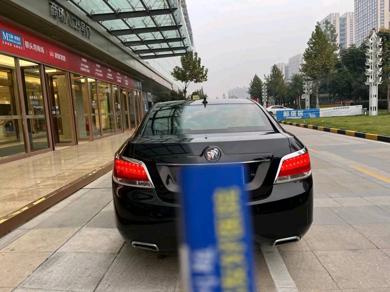 武汉13年别克君威5