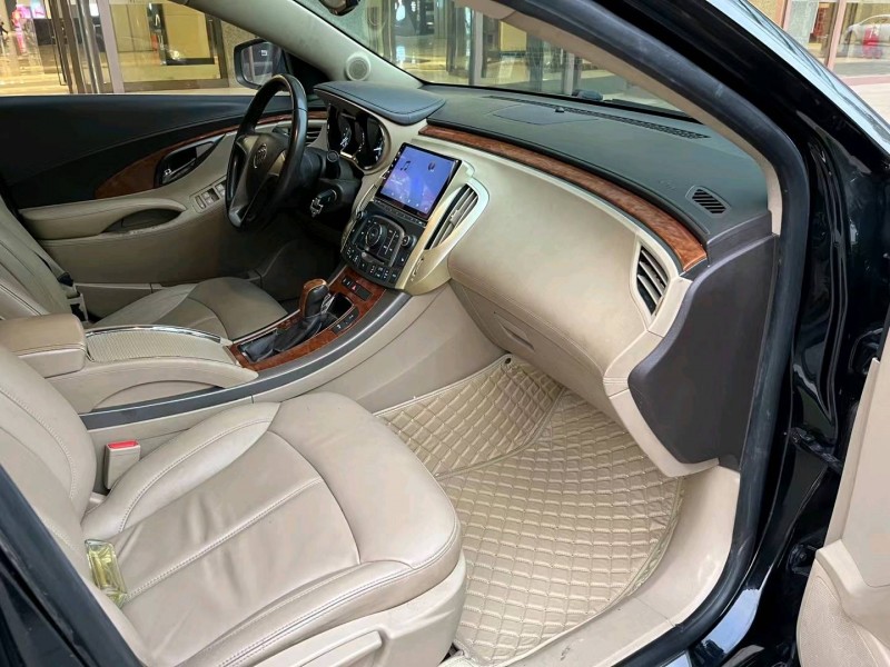 武汉13年别克君威9