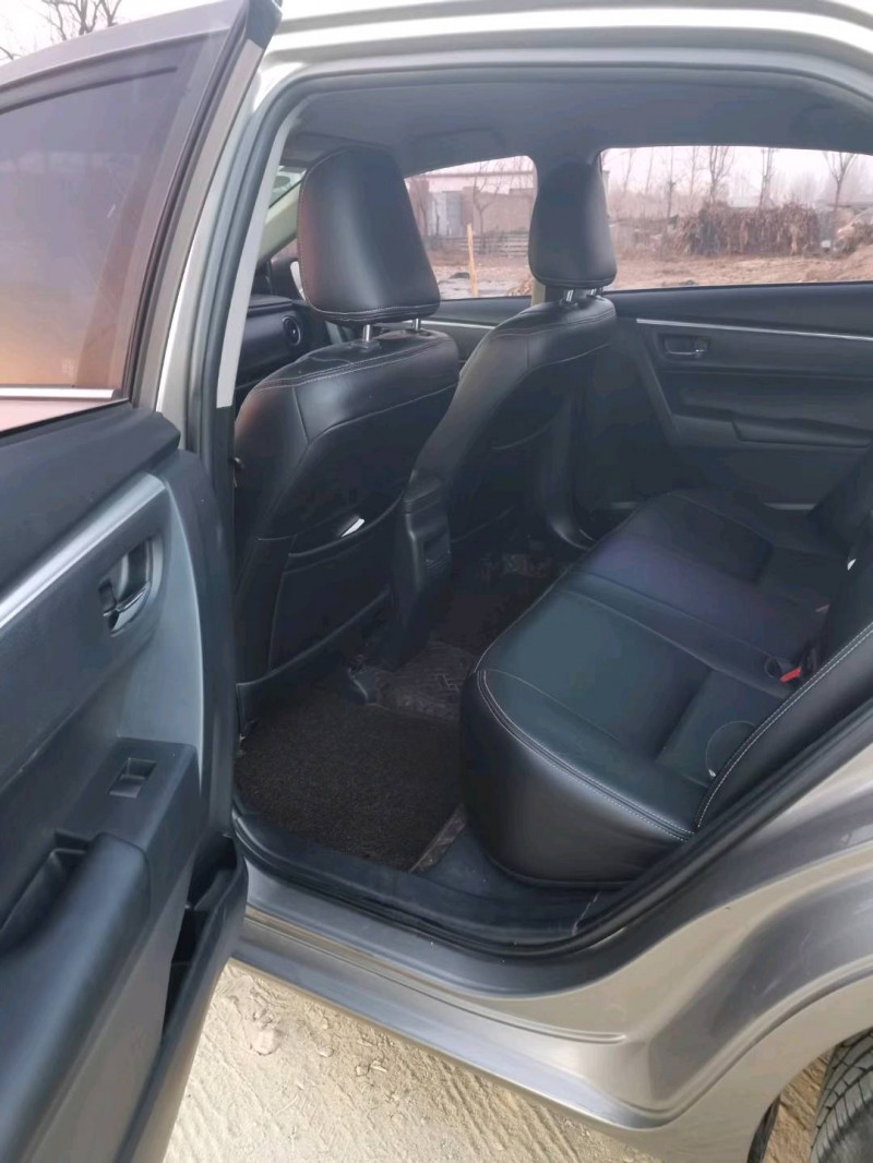 保定19年丰田卡罗拉8