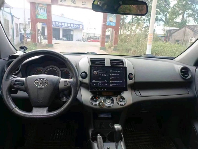 珠海12年丰田RAV49