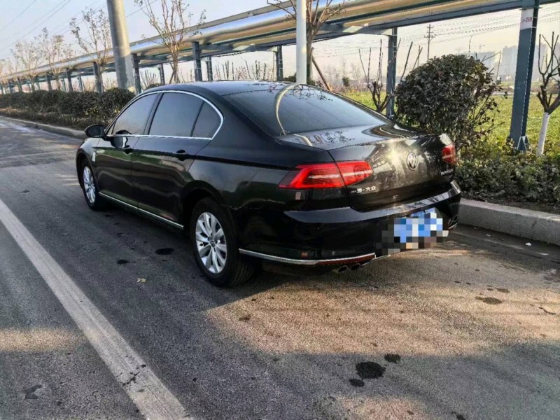 枣庄17年大众迈腾8