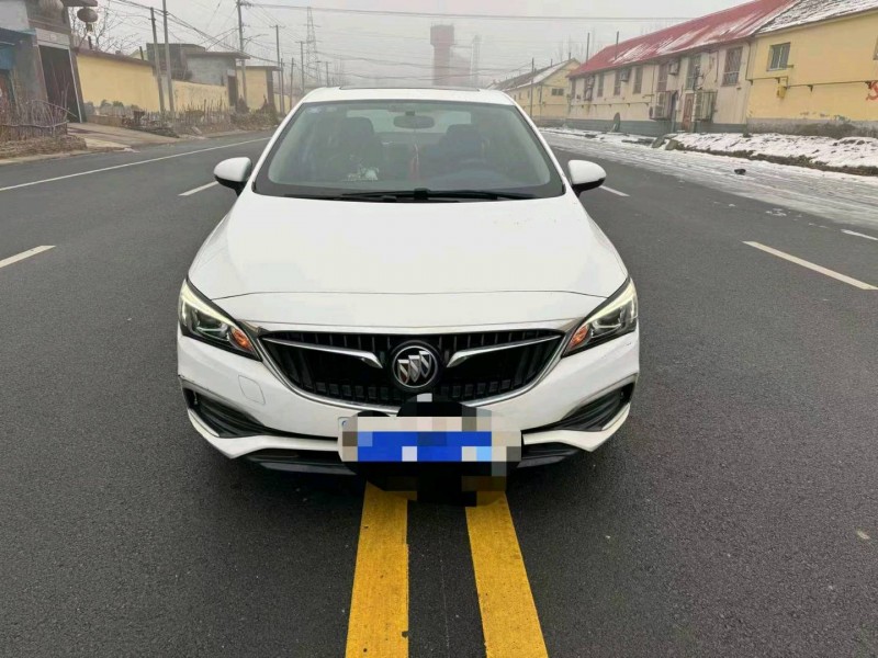 枣庄19年别克威朗1