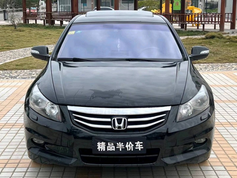 汕头11年本田雅阁1