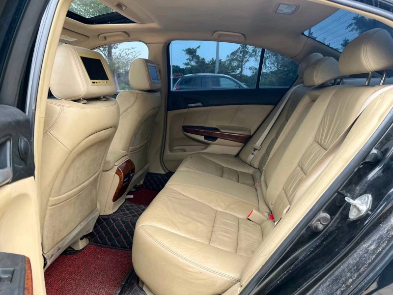 汕头11年本田雅阁6