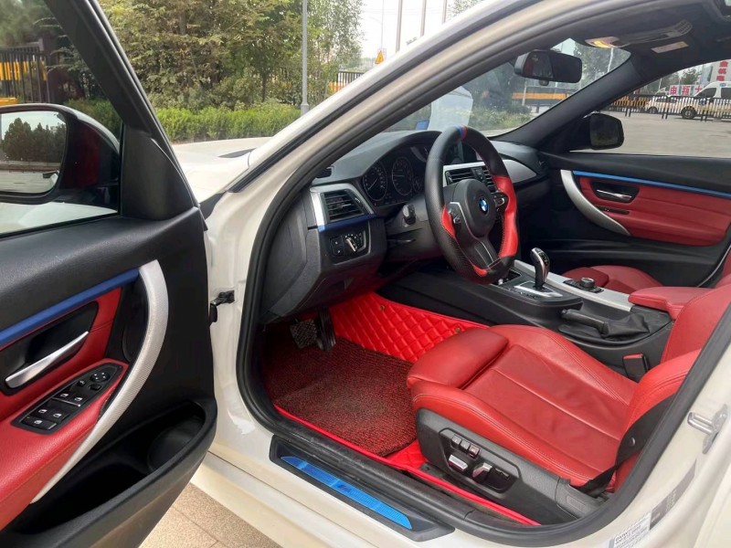 济宁19年宝马3系6