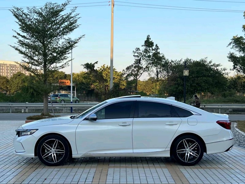 汕头22年本田英诗派3