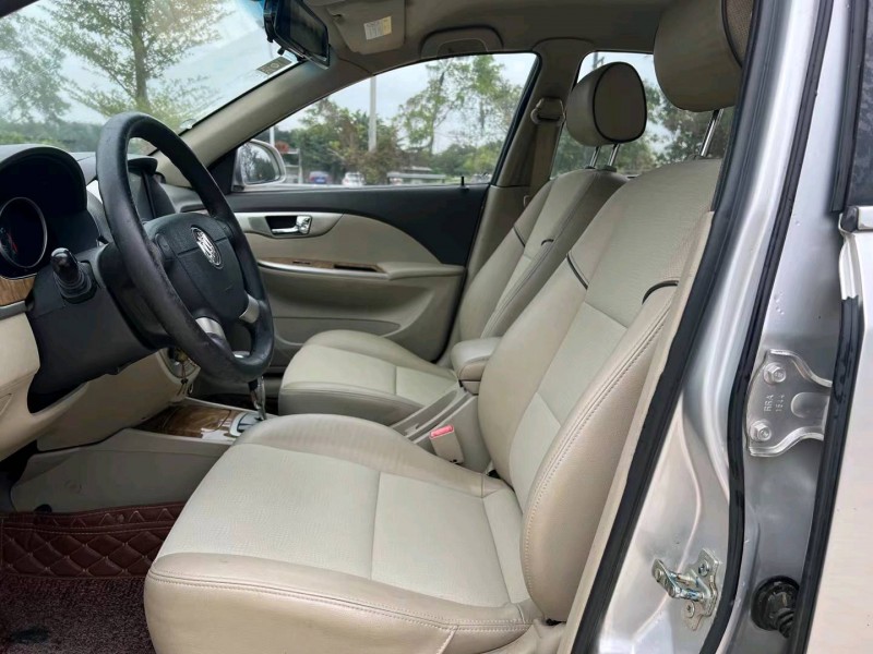 汕头16年别克凯越4