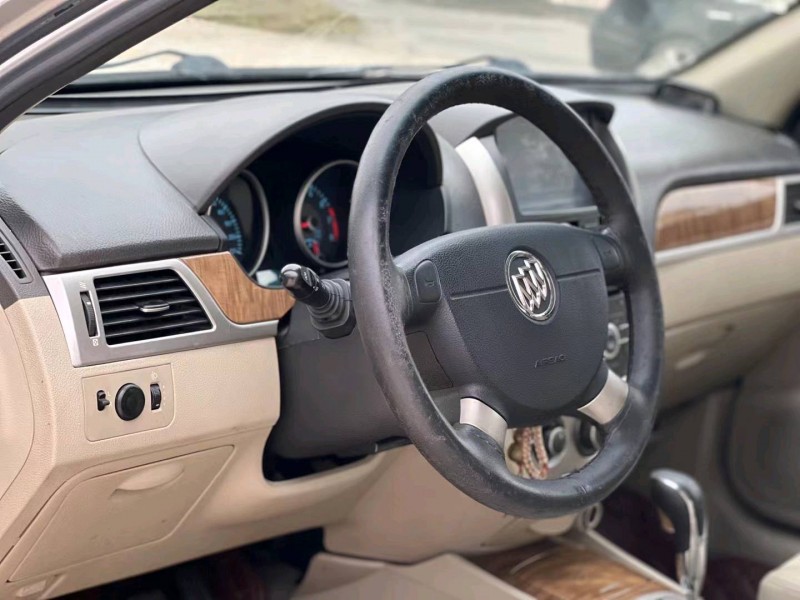 汕头16年别克凯越5