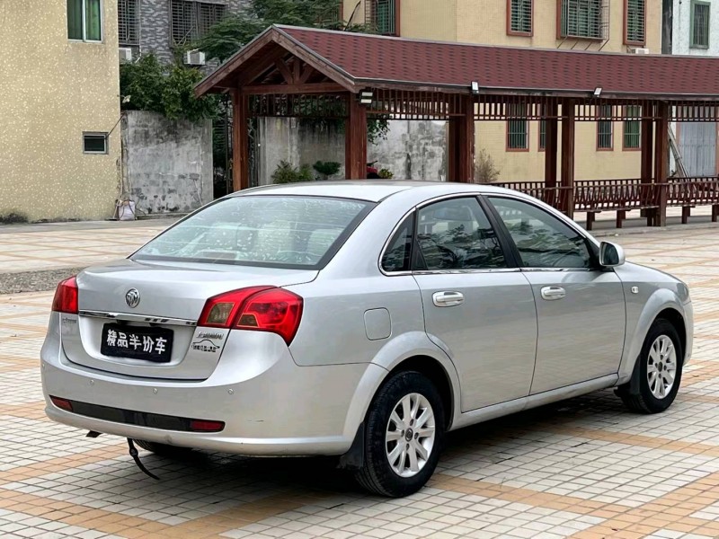 汕头16年别克凯越8