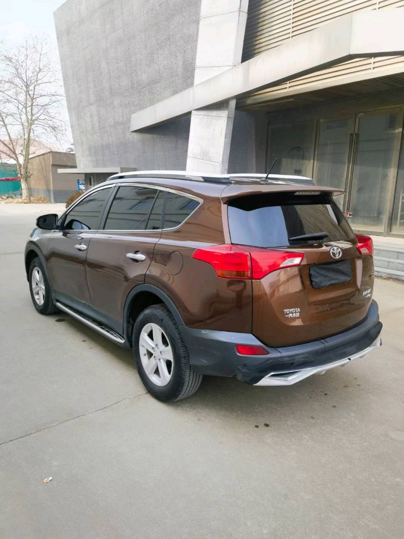 青岛15年丰田RAV4荣放8