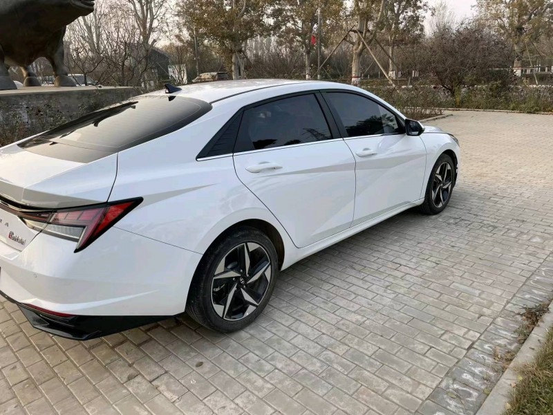 邯郸23年现代伊兰特9