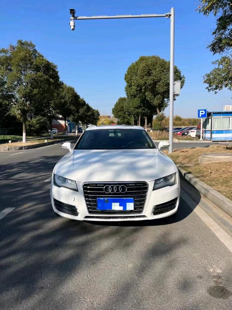 常州13年奥迪A7L1