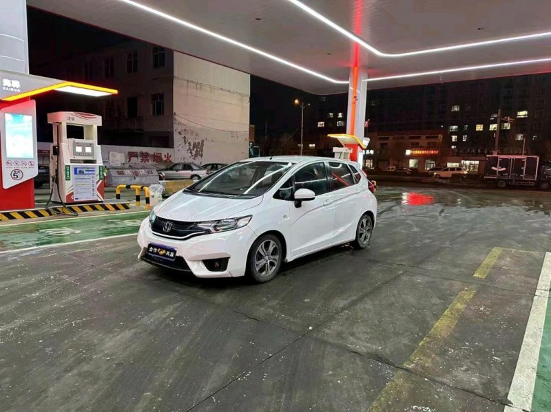 邢台15年本田飞度3