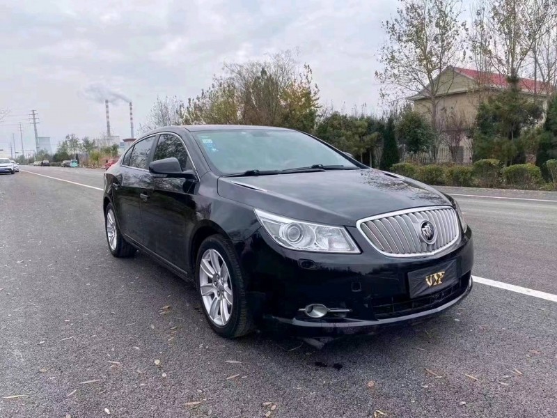 枣庄11年别克君越2