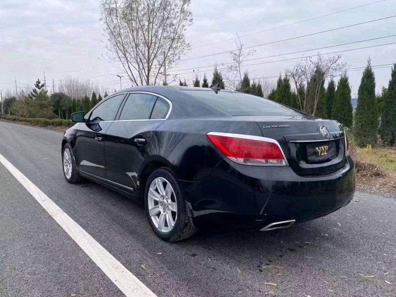 枣庄11年别克君越4