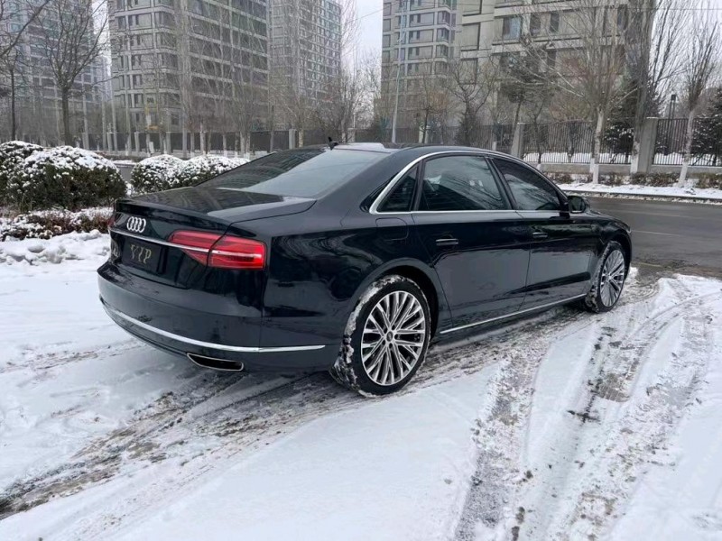 沈阳13年奥迪A8L4