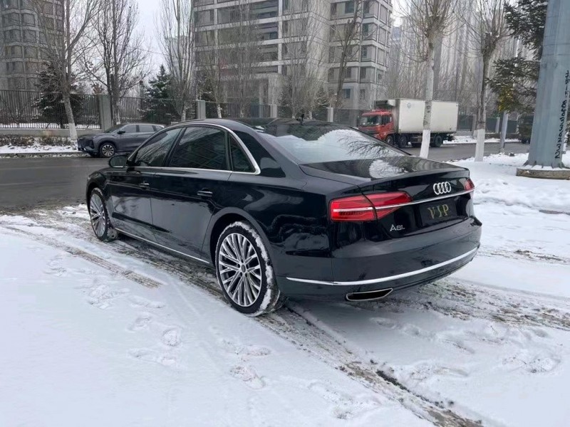 沈阳13年奥迪A8L10