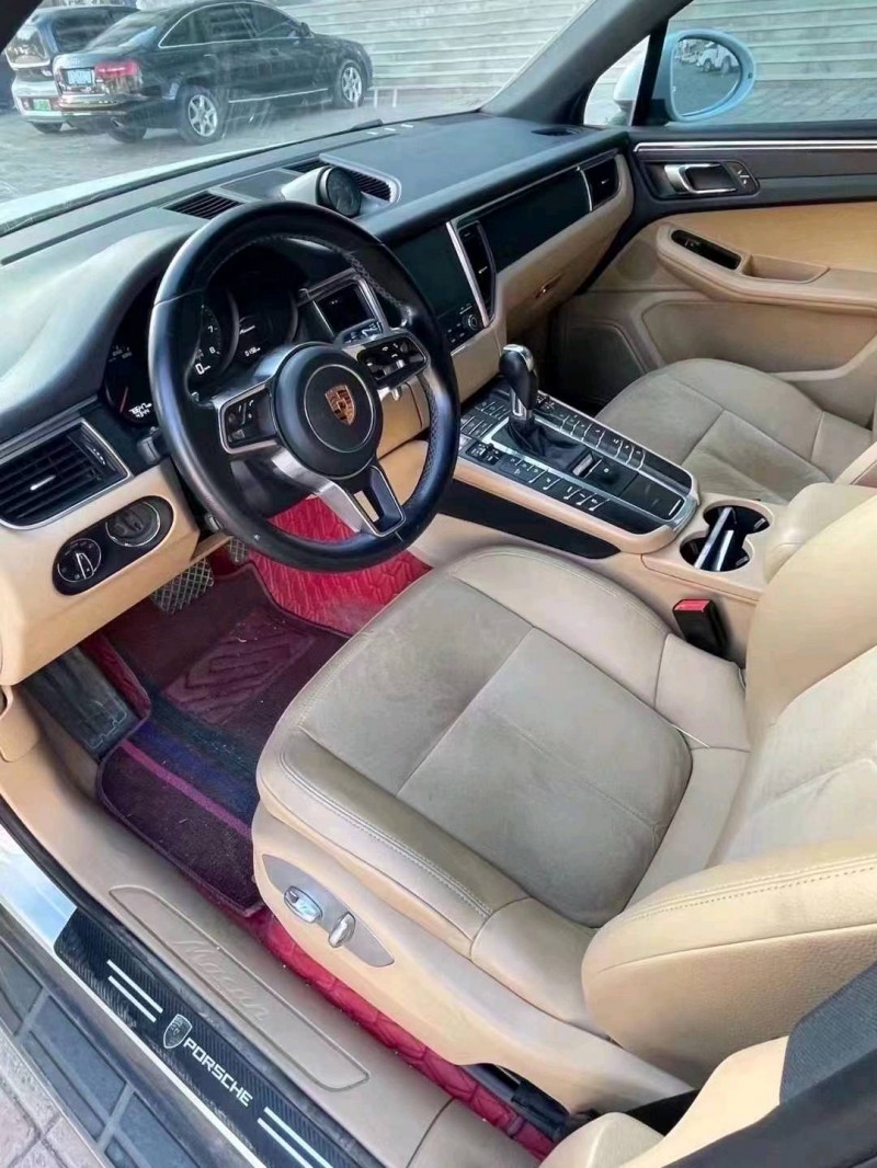 枣庄17年保时捷Macan8
