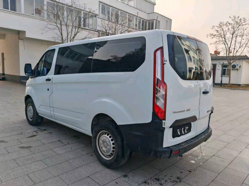 苏州21年福特全顺4