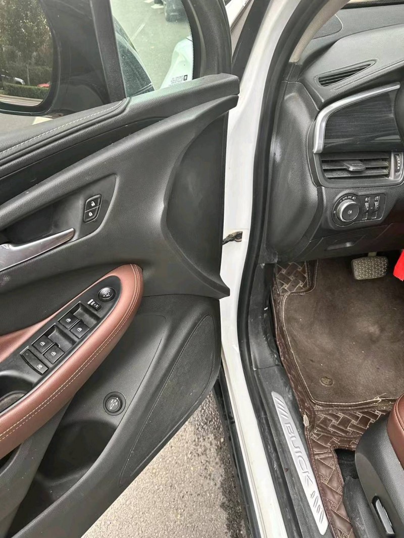 石家庄20年别克昂科威8