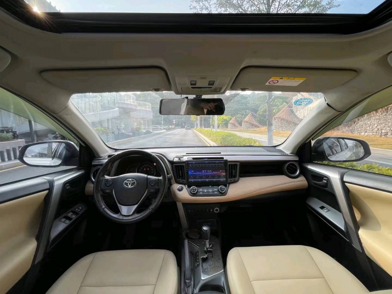 深圳17年丰田RAV4荣放7