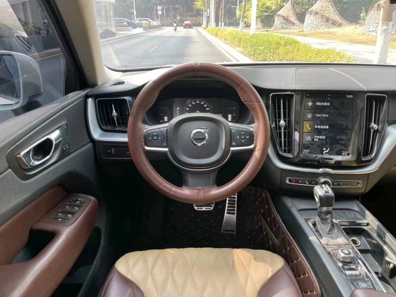 深圳19年沃尔沃XC604