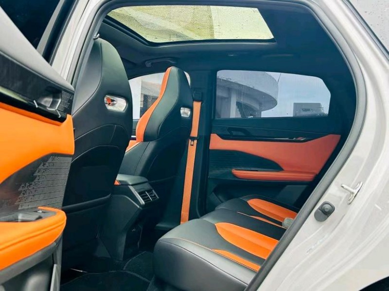 东莞23年长安汽车UNI-V4