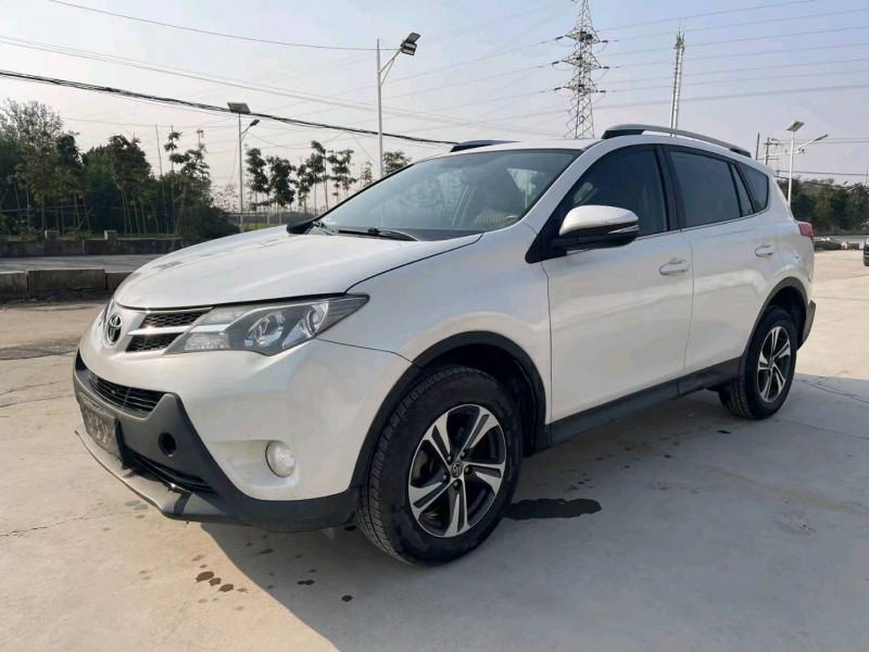 焦作15年豐田RAV42