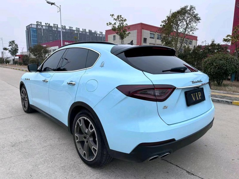 盐城20年玛莎拉蒂Levante8