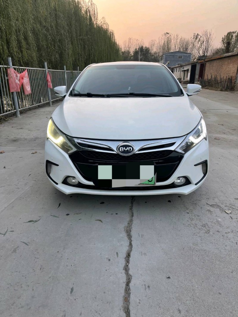 枣庄17年比亚迪秦1