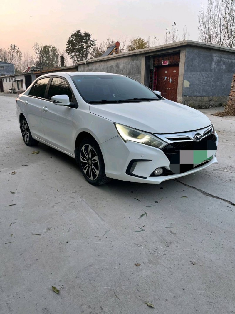 枣庄17年比亚迪秦2