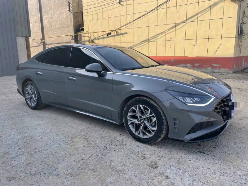 保定21年现代索纳塔十3