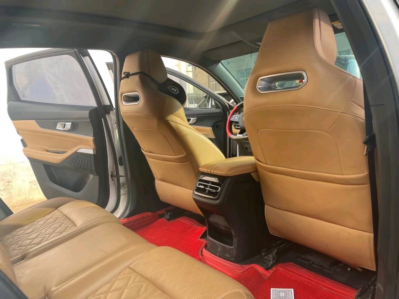 保定21年长安汽车UNI-K4